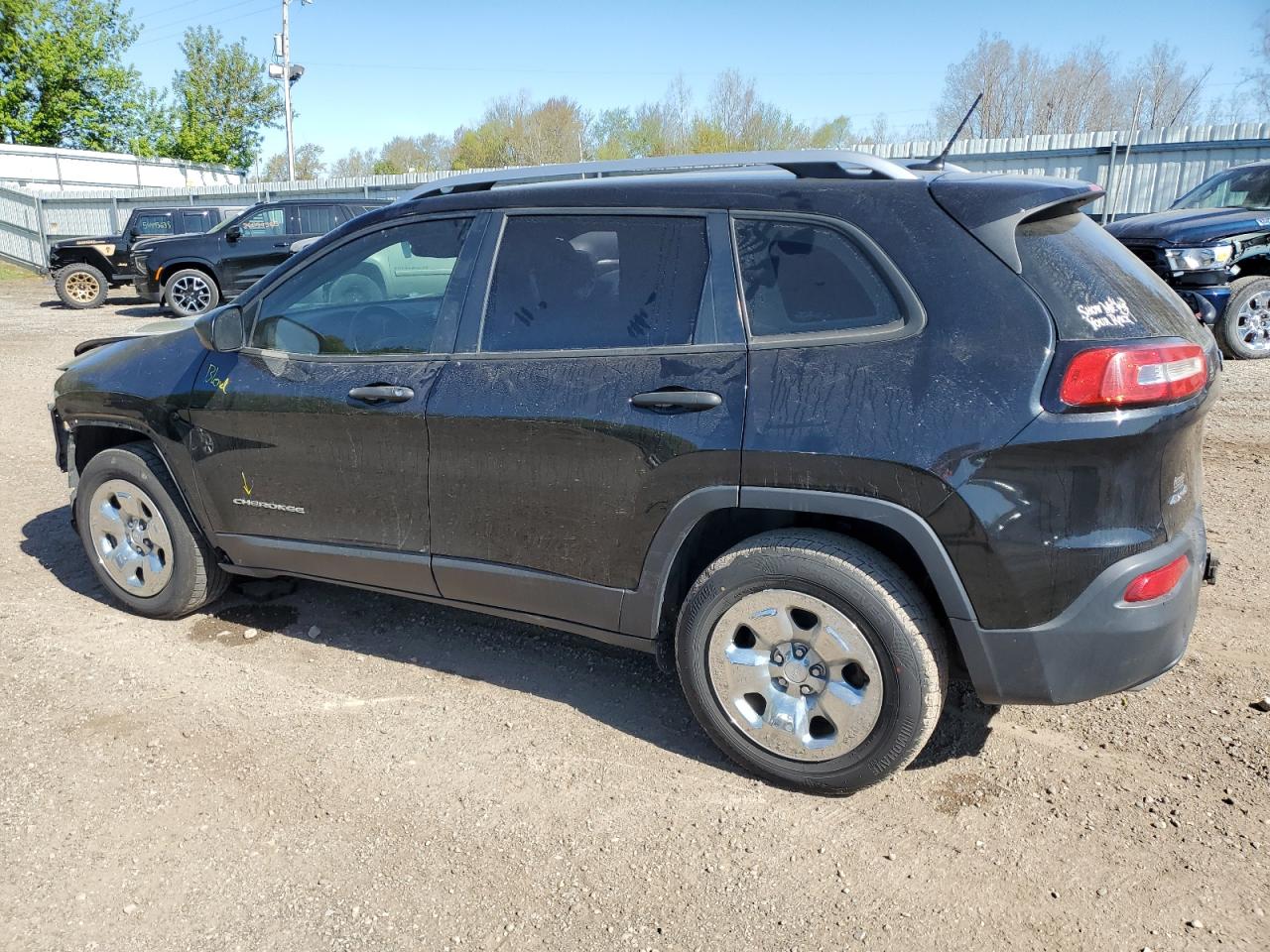 Jeep Grand Cherokee Sport Image 4