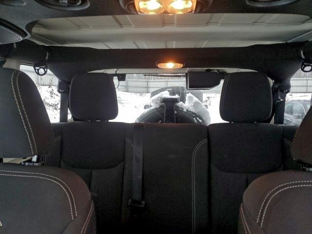 Jeep Wrangler Sahara Image 2