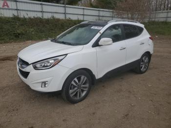  Salvage Hyundai TUCSON