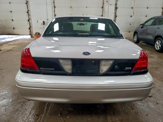 Ford Crown Vic Police Interceptor Image 5
