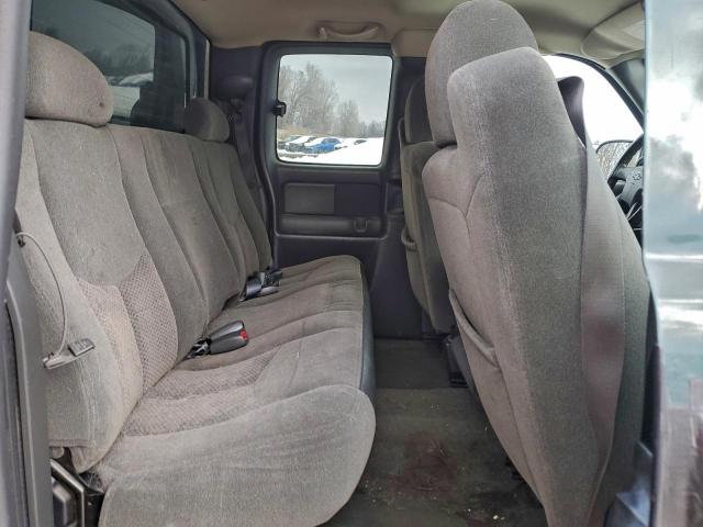 Chevrolet Silverado C1500 Image 10