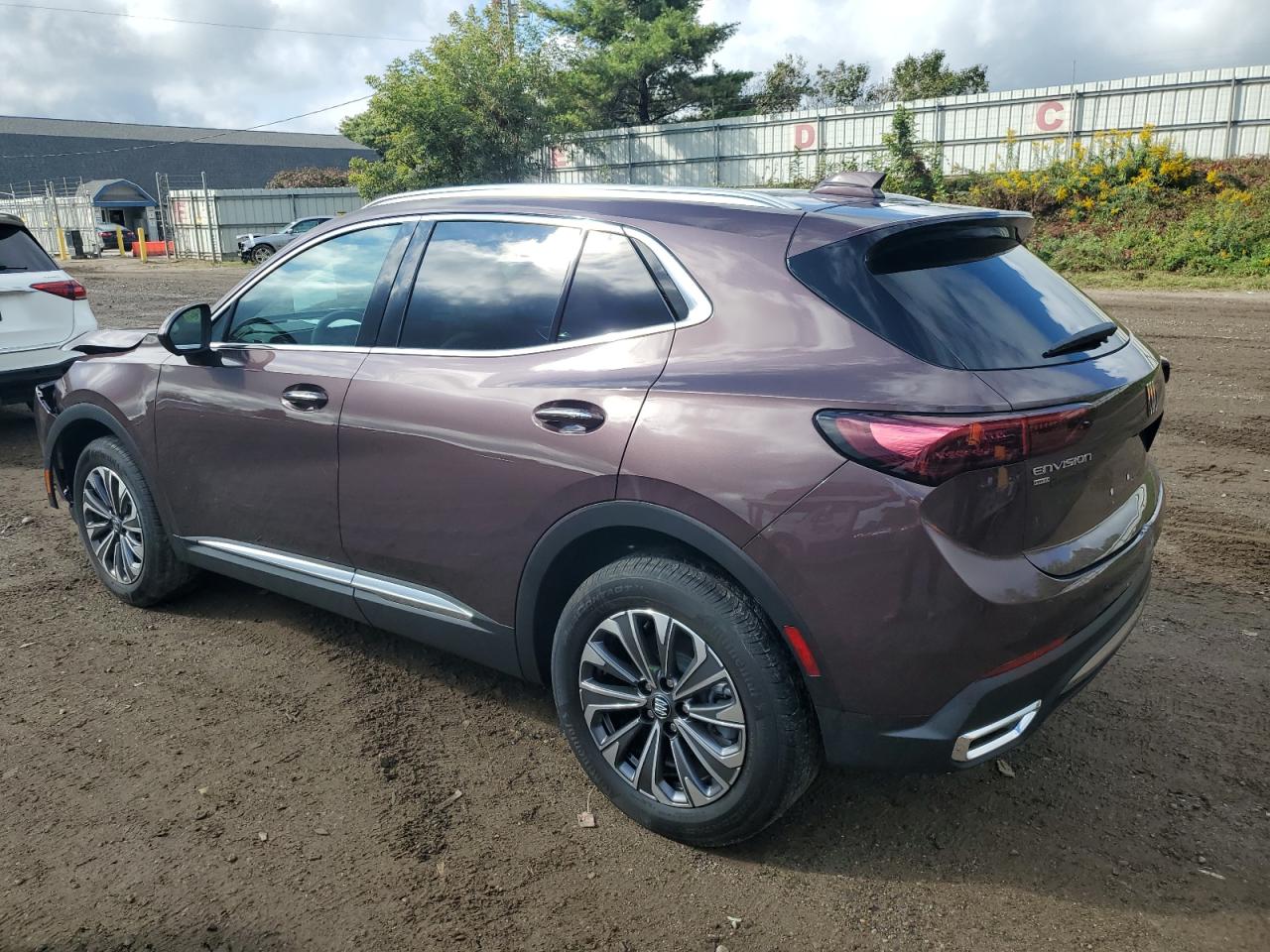 Buick Envision Preferred Image 2