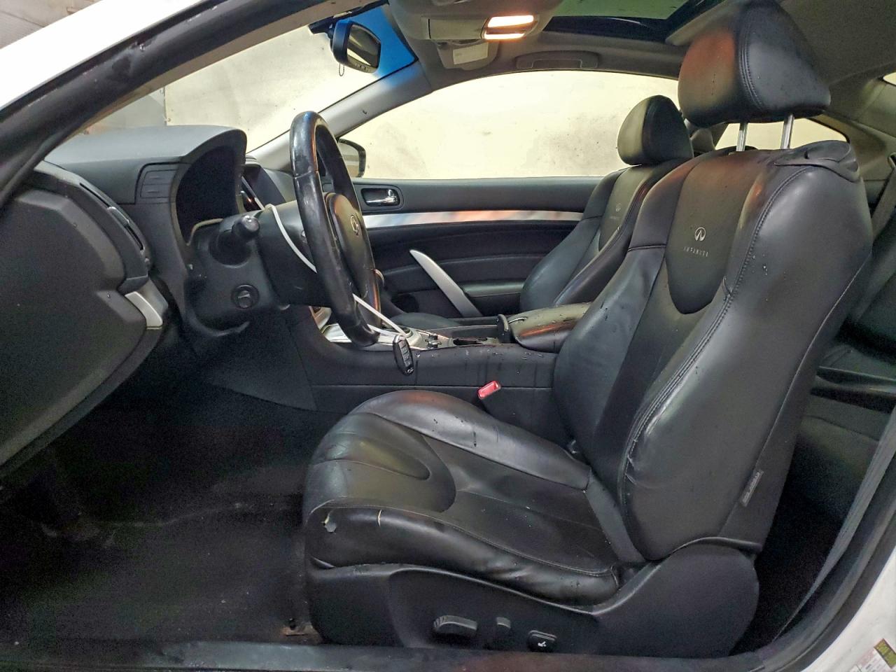 INFINITI Q60 Journey Image 13