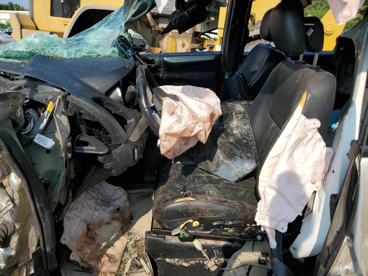 Dodge Caravan R/t Image 8