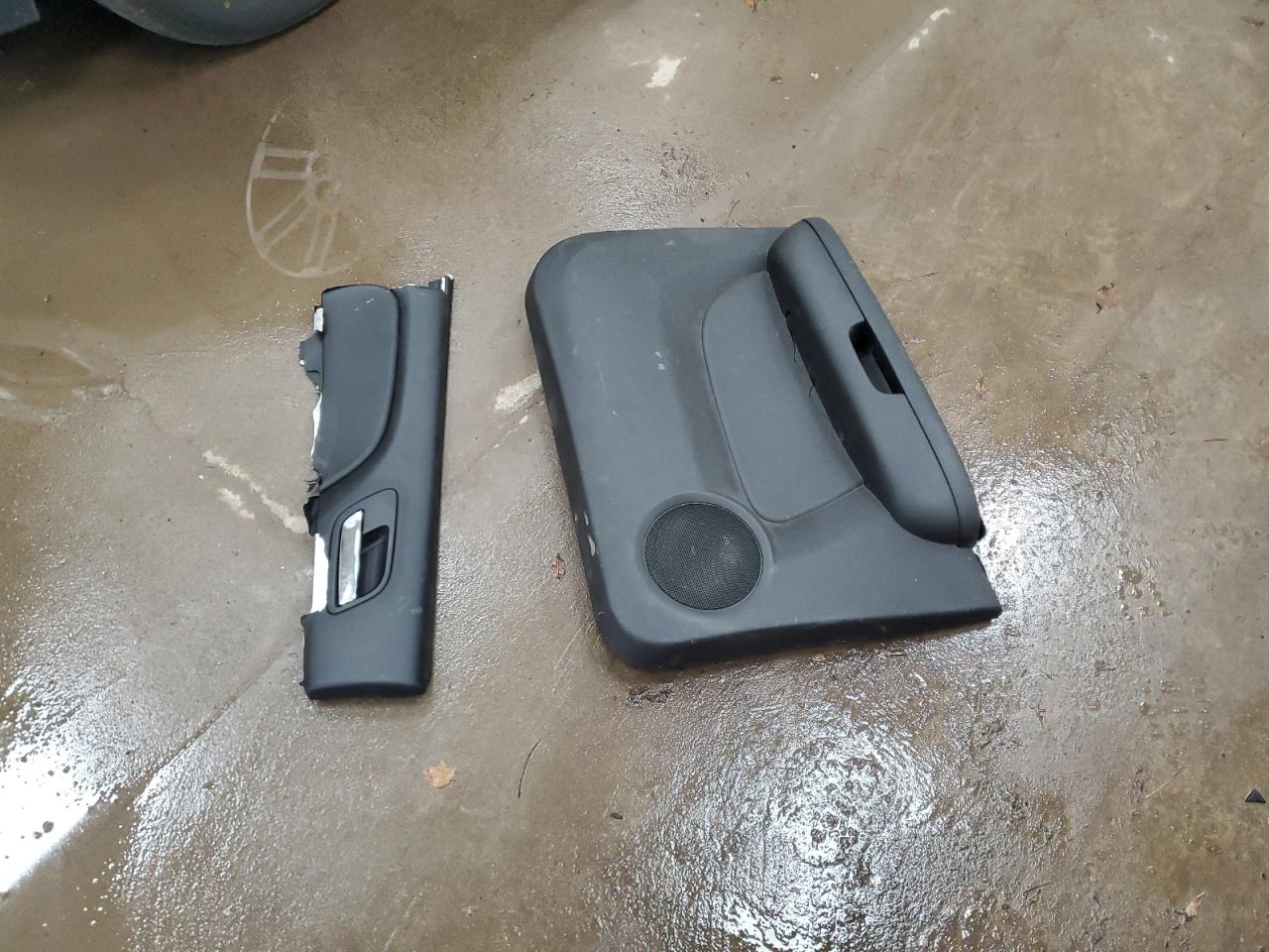 Chevrolet Silverado K1500 Ltz Image 3