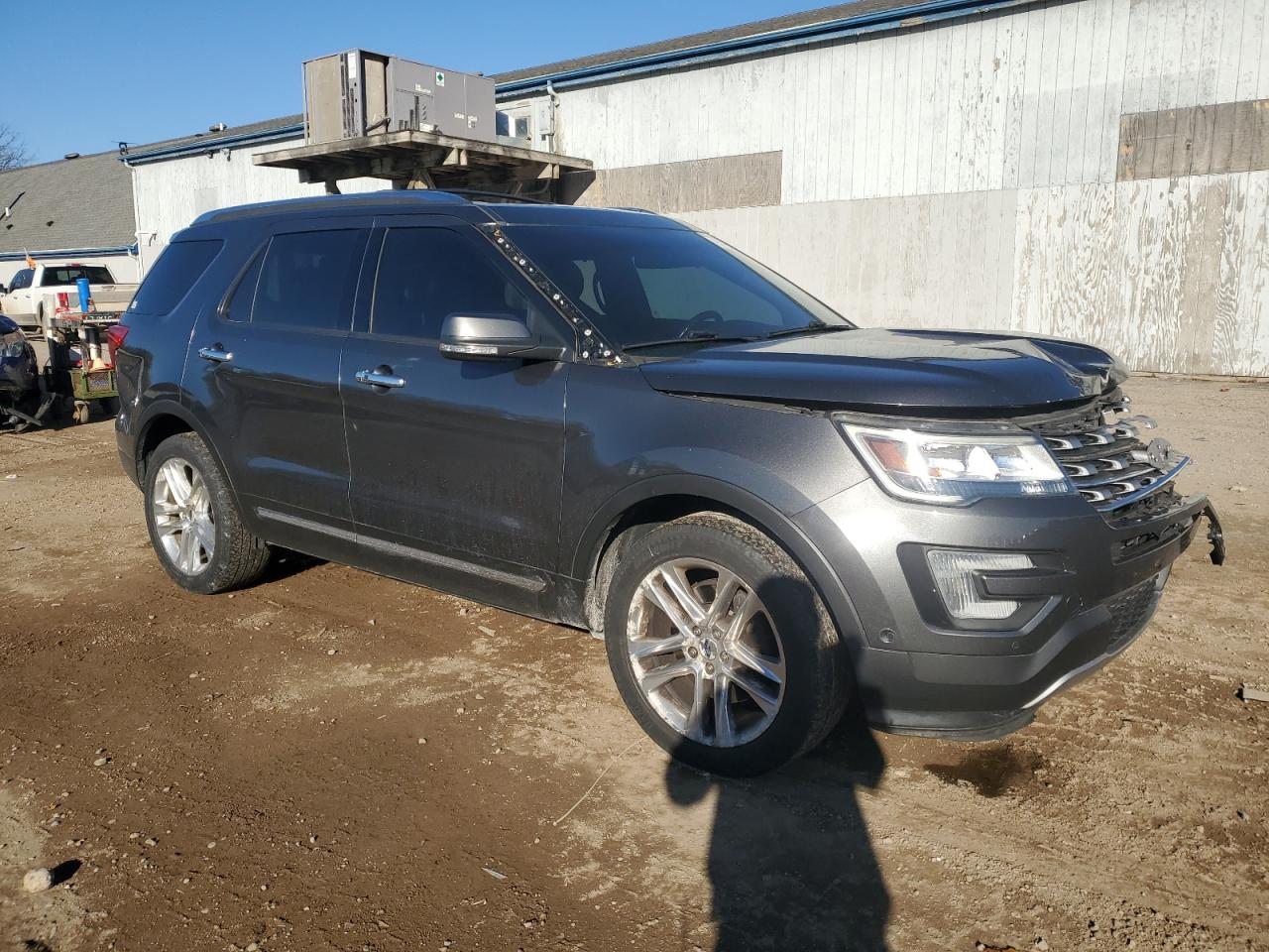 Ford Explorer Limited Image 11