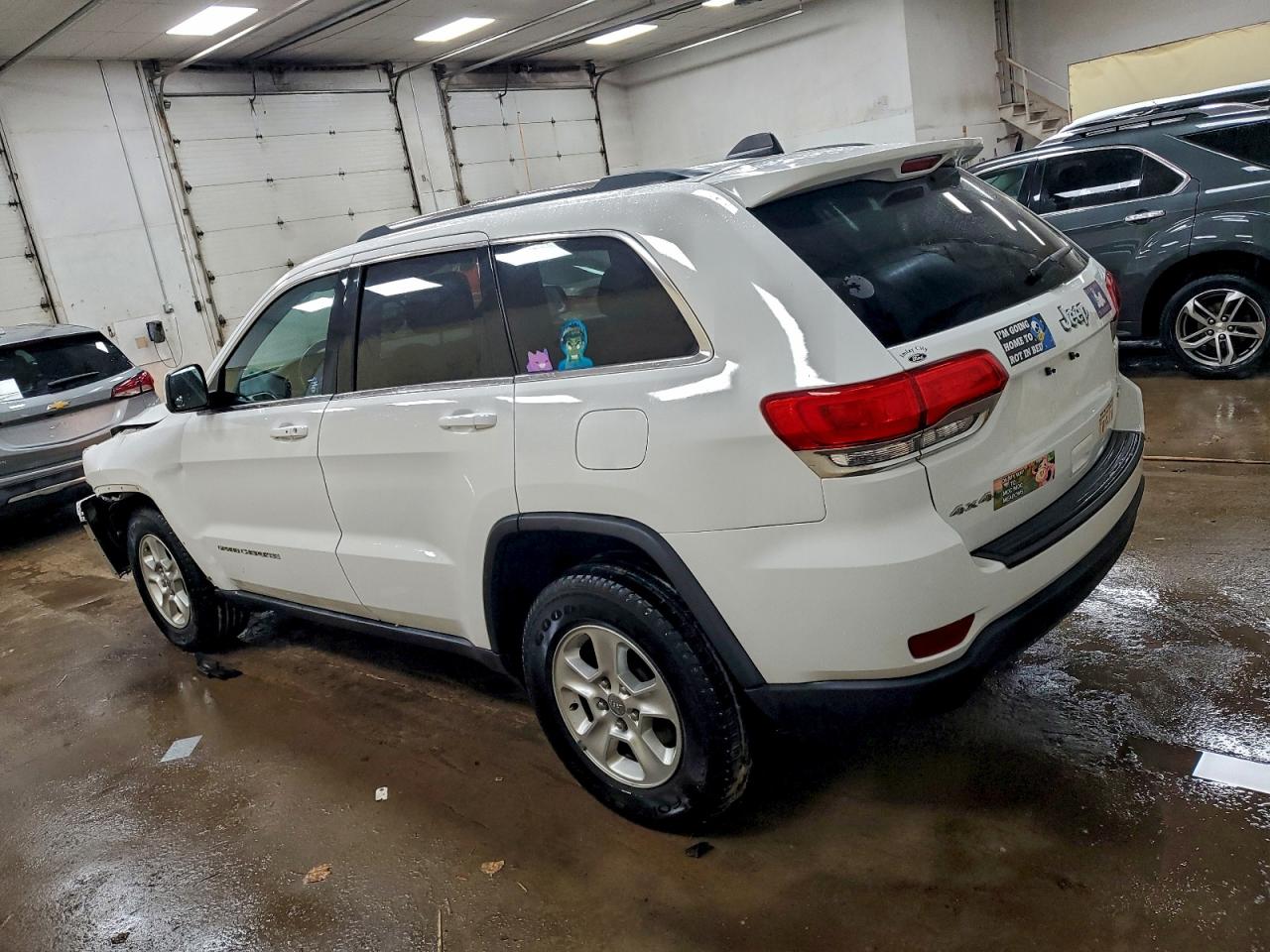 Jeep Grand Cherokee Laredo Image 6