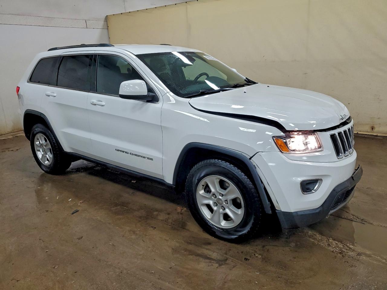 Jeep Grand Cherokee Laredo Image 8