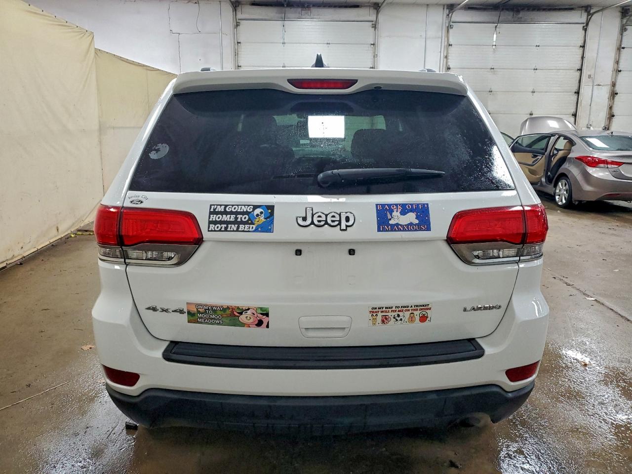 Jeep Grand Cherokee Laredo Image 10