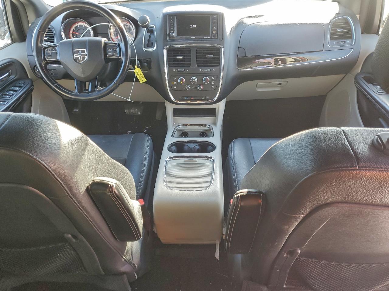 Dodge Caravan Sxt Image 7