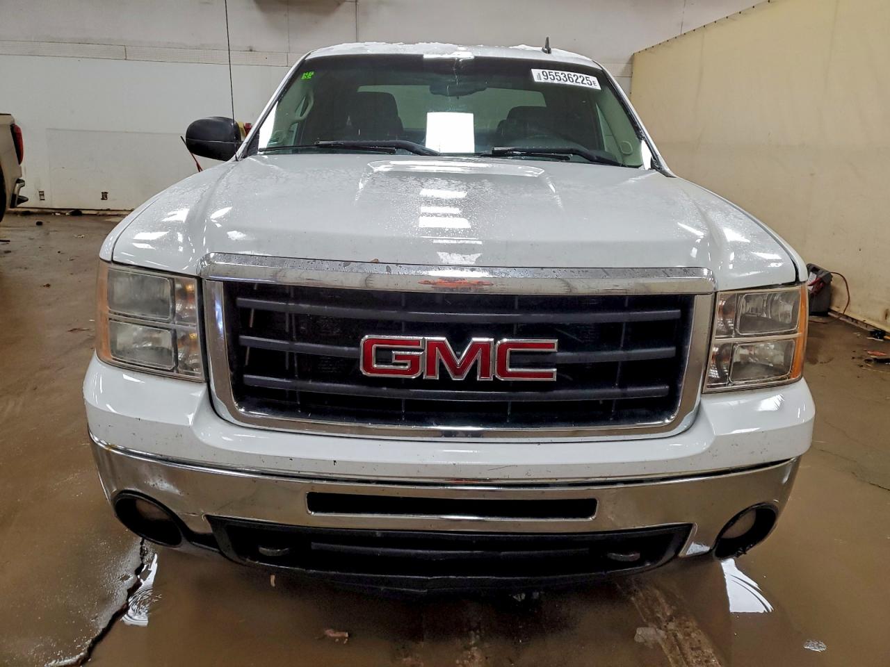 GMC Sierra K1500 Sle Image 3