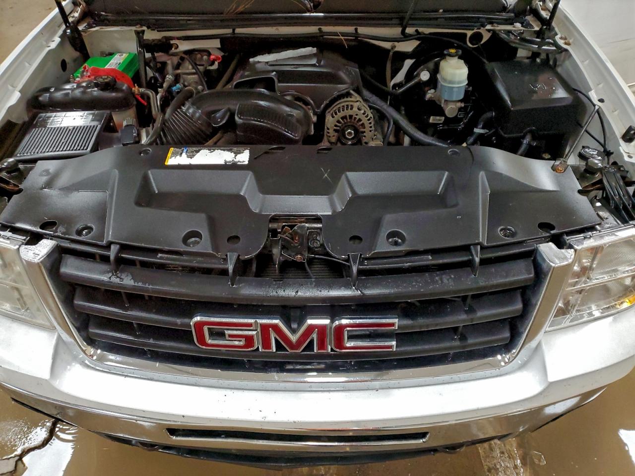 GMC Sierra K1500 Sle Image 7