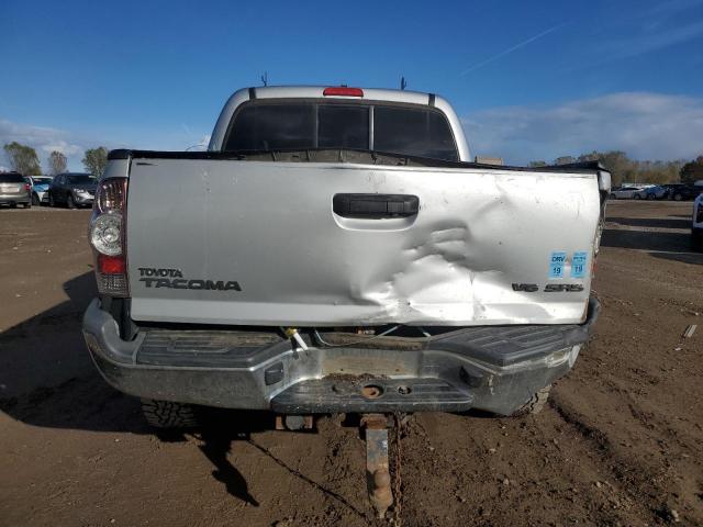 Toyota Tacoma Double Cab Image 4