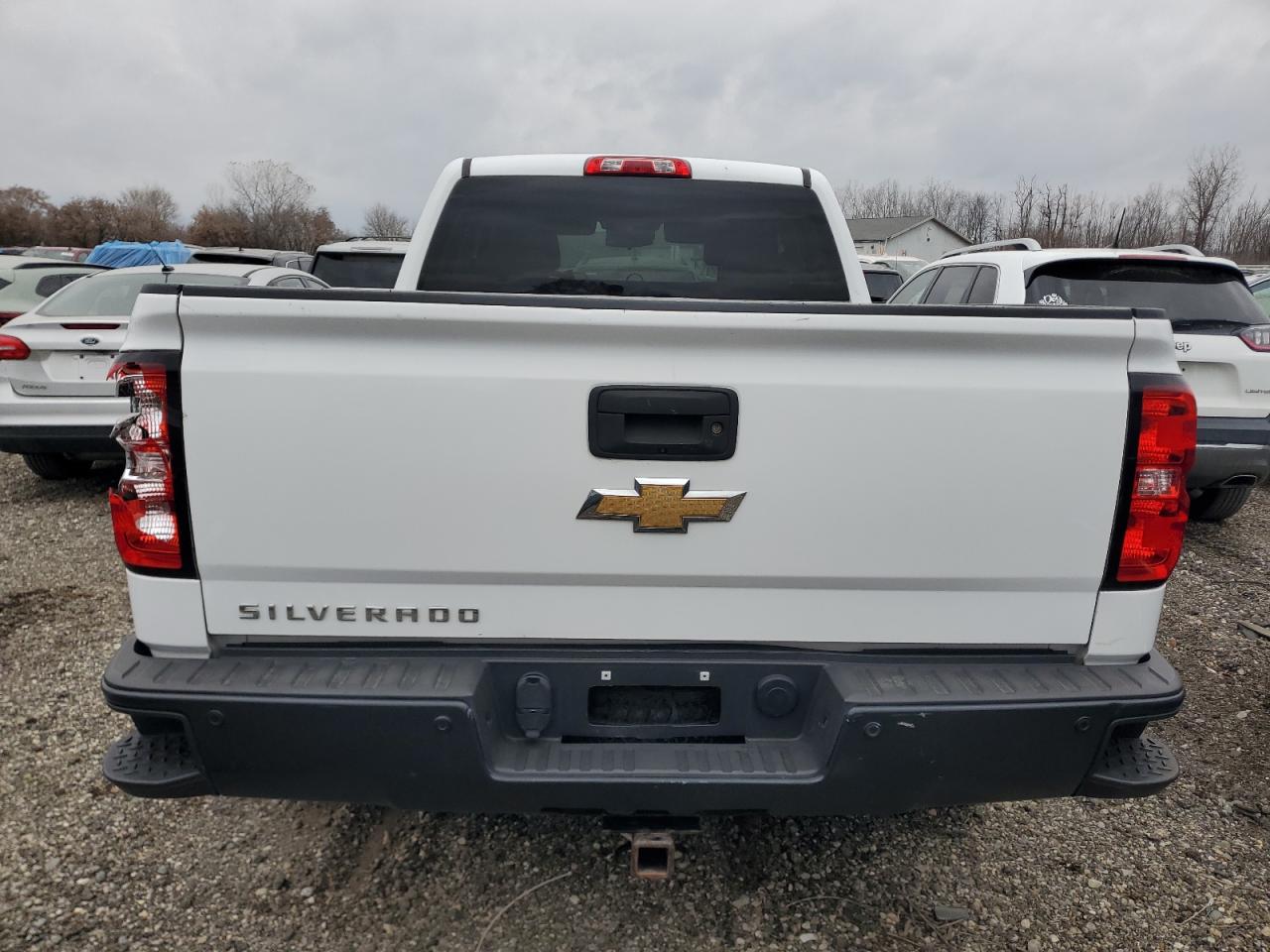 Chevrolet Silverado C1500 Image 5