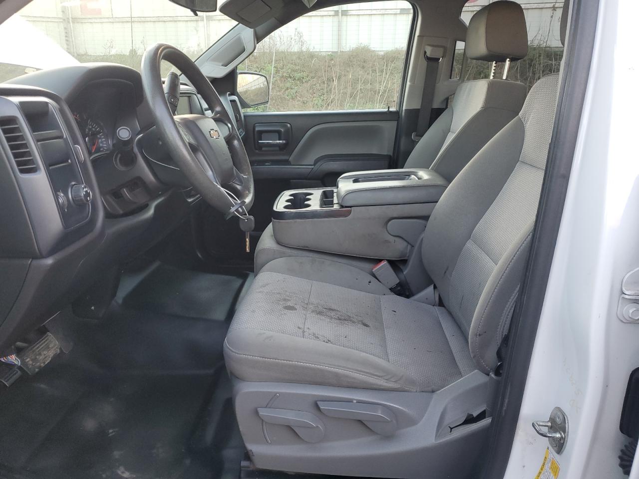 Chevrolet Silverado C1500 Image 9