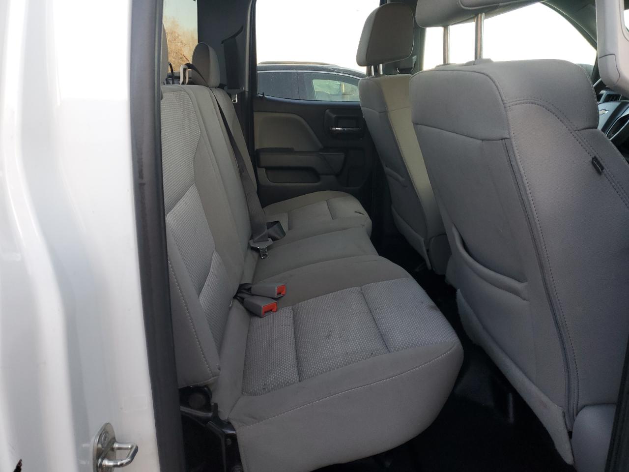 Chevrolet Silverado C1500 Image 12