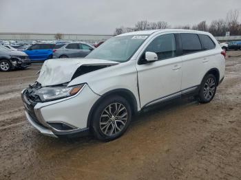  Salvage Mitsubishi Outlander