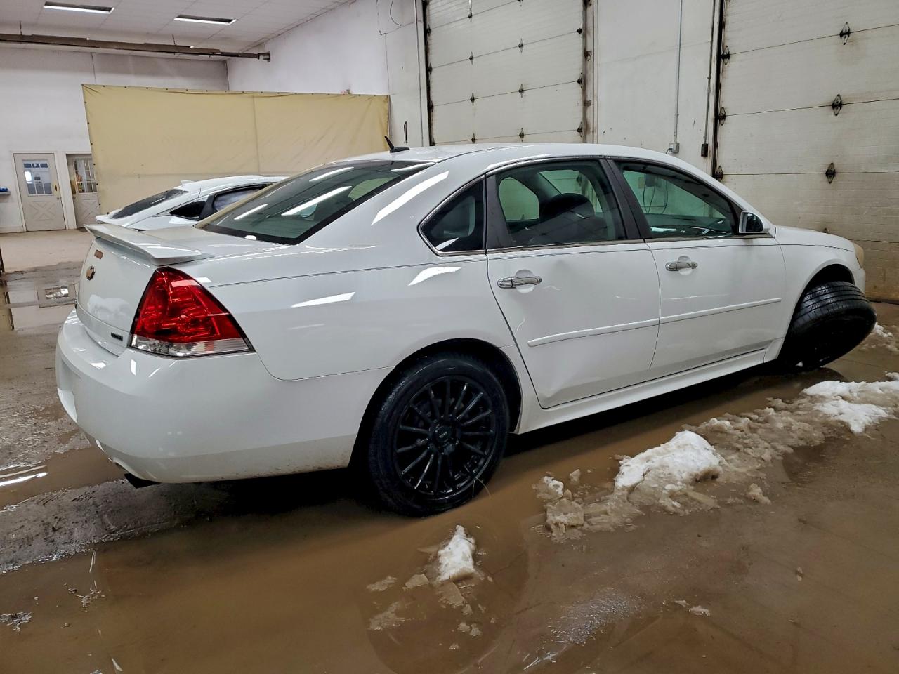 Chevrolet Impala Ltz Image 6