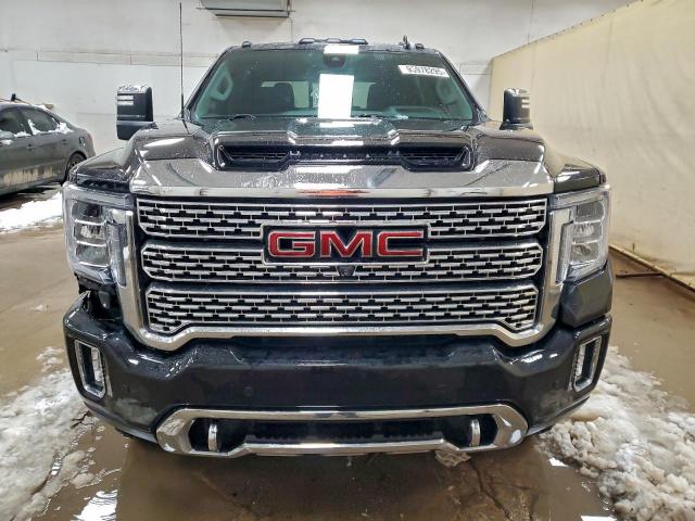 GMC Sierra K2500 Denali Image 10
