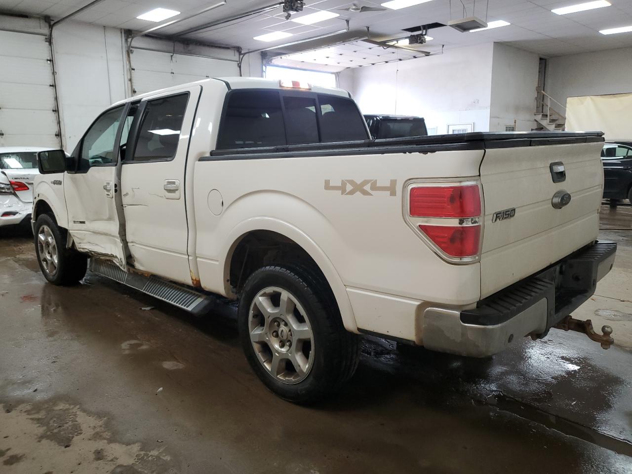 Ford F-150 Supercrew Image 13