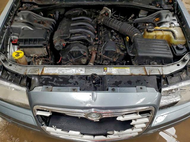 Chrysler 300 Image 10
