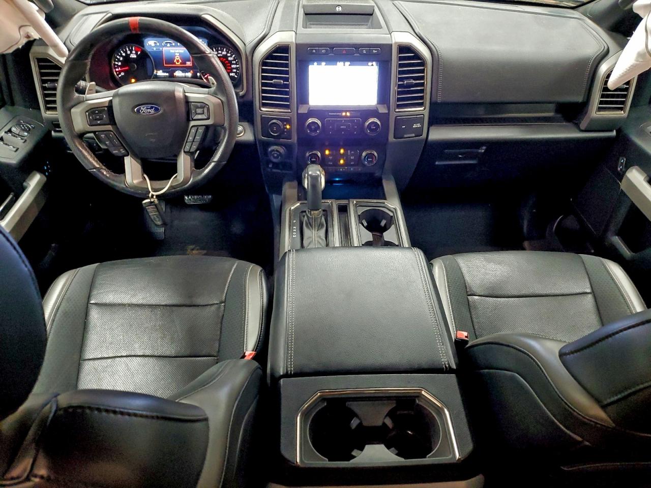 Ford F-150 Raptor Image 5