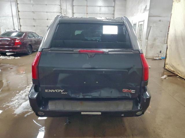 GMC Envoy Xuv Image 6