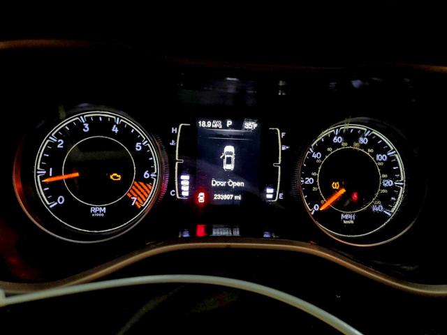 Jeep Grand Cherokee Latitude Image 4