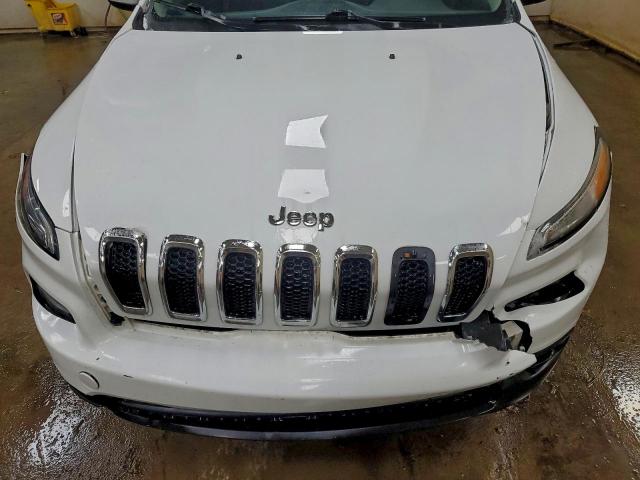 Jeep Grand Cherokee Latitude Image 11