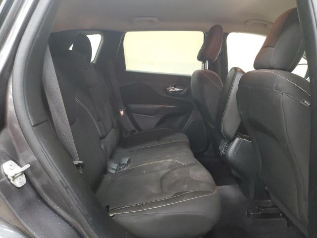 Jeep Grand Cherokee Latitude Image 10