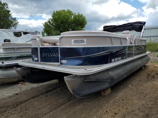 Slyvan Pontoon Image 2