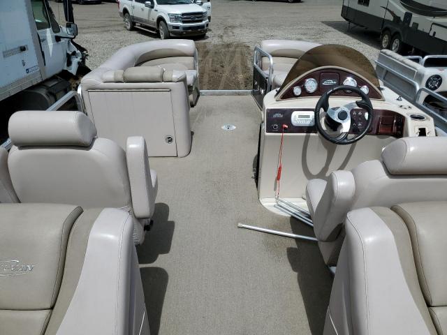 Slyvan Pontoon Image 4