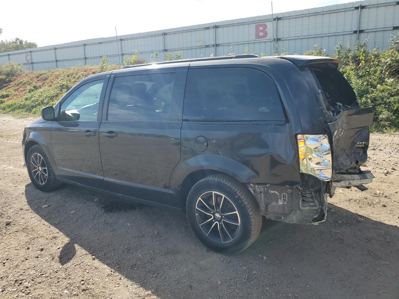 Dodge Caravan Gt Image 4