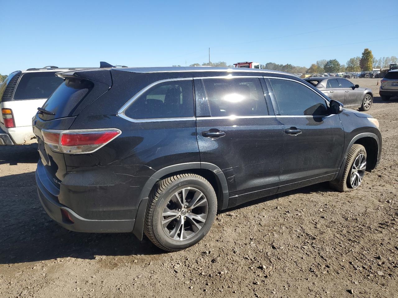 Toyota Highlander Xle Image 2