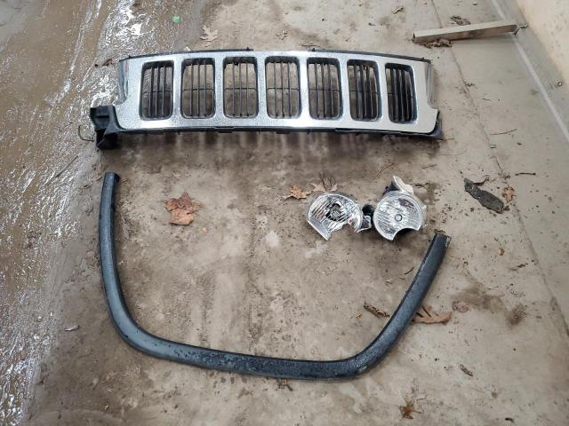 Jeep Grand Cherokee Laredo Image 5