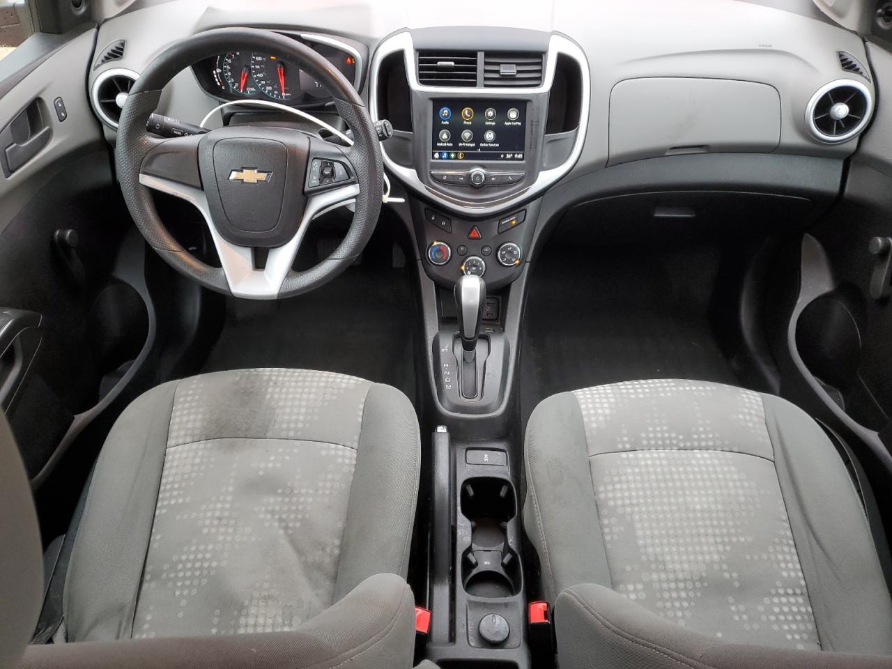 Chevrolet Sonic Image 6