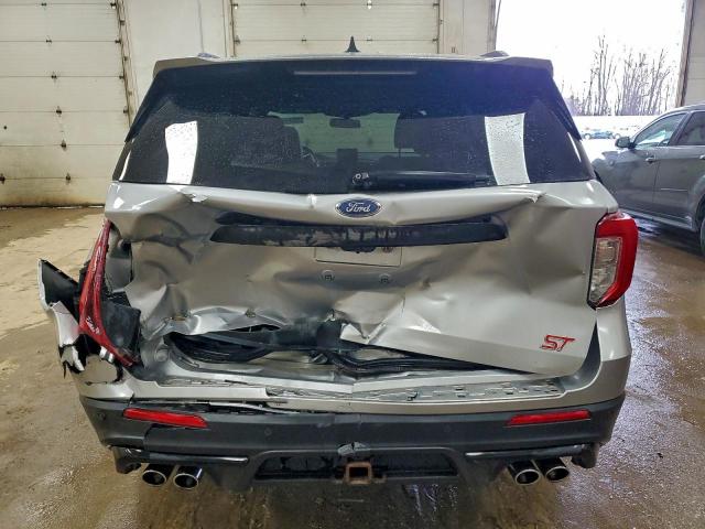 Ford Explorer St Image 2