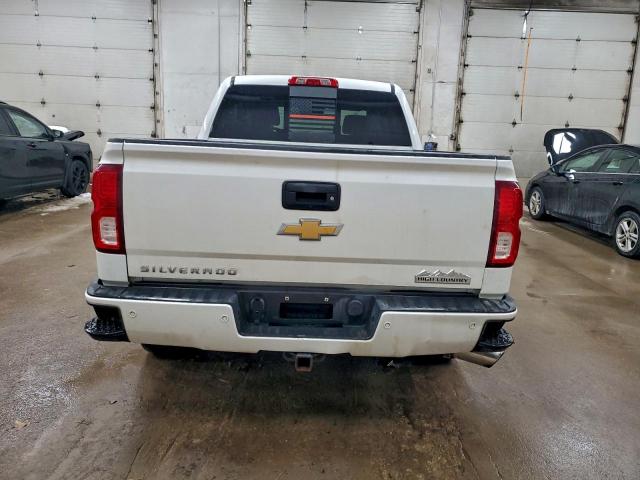 Chevrolet Silverado K1500 High Country Image 3