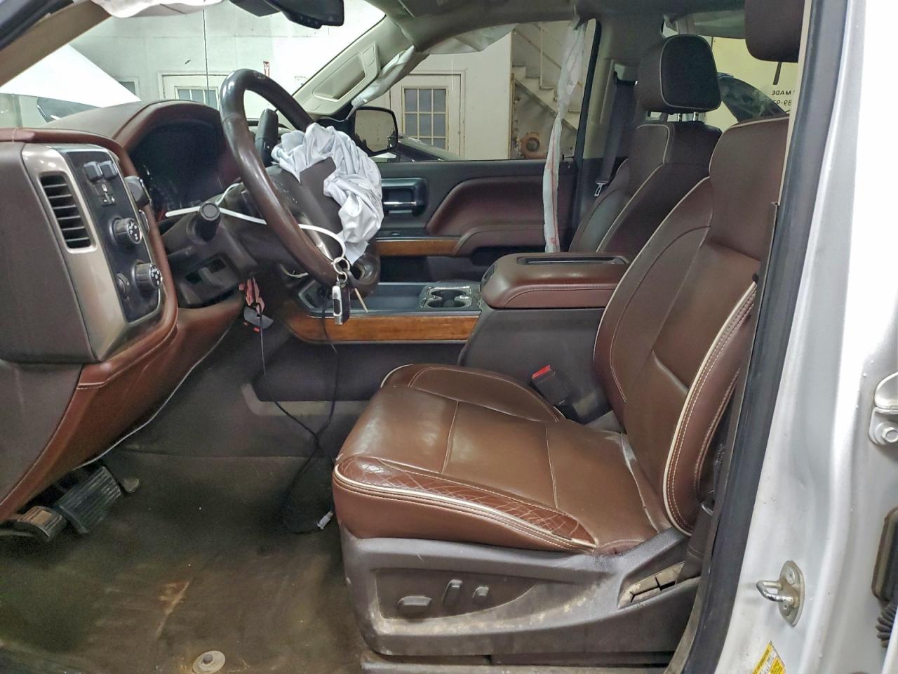 Chevrolet Silverado K1500 High Country Image 8