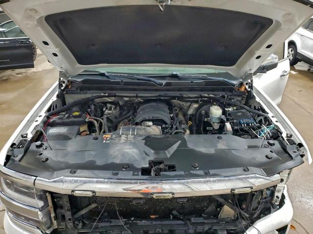 Chevrolet Silverado K1500 High Country Image 9