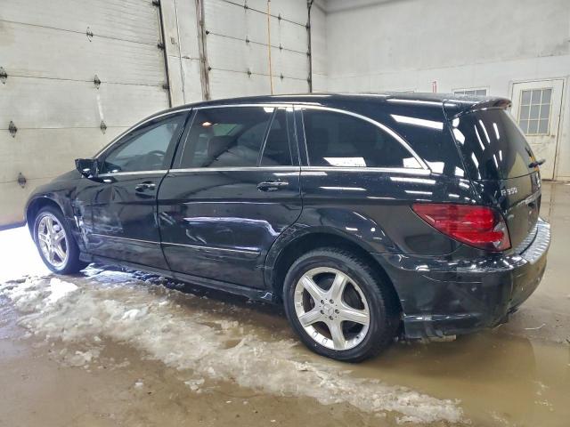 Mercedes-Benz R-Class 350 Image 11