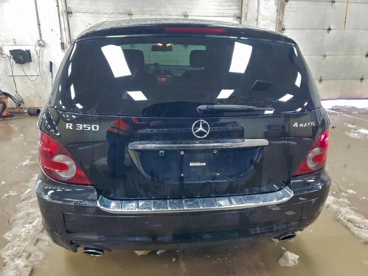 Mercedes-Benz R-Class 350 Image 5