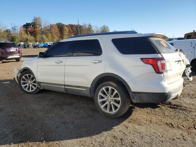 Ford Explorer Limited Image 4