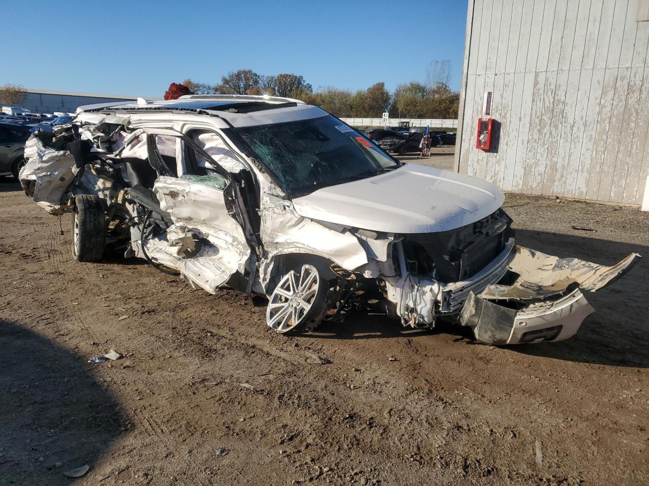 Ford Explorer Limited Image 6