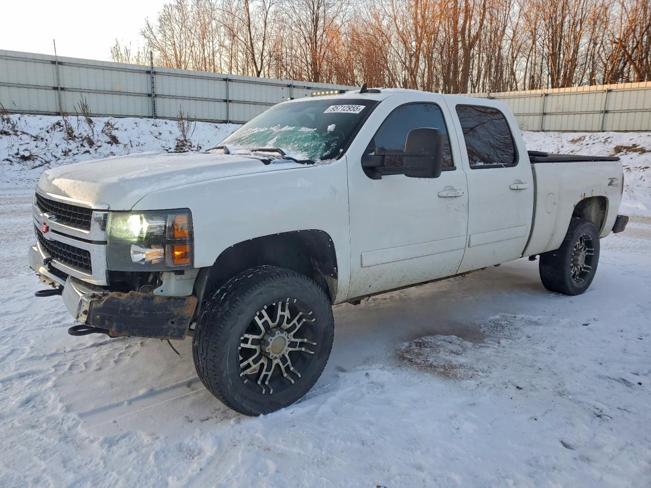 Chevrolet Silverado K2500 Heavy Duty Image 1