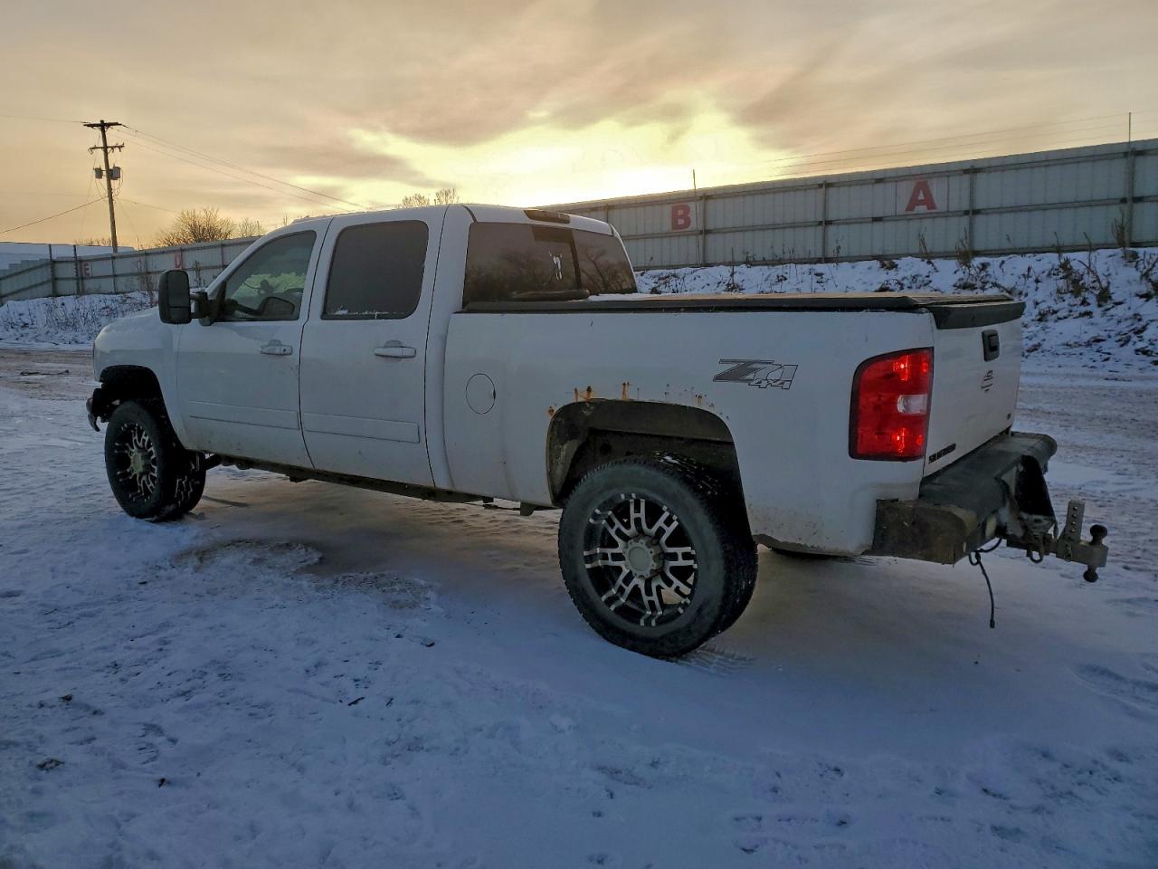 Chevrolet Silverado K2500 Heavy Duty Image 5