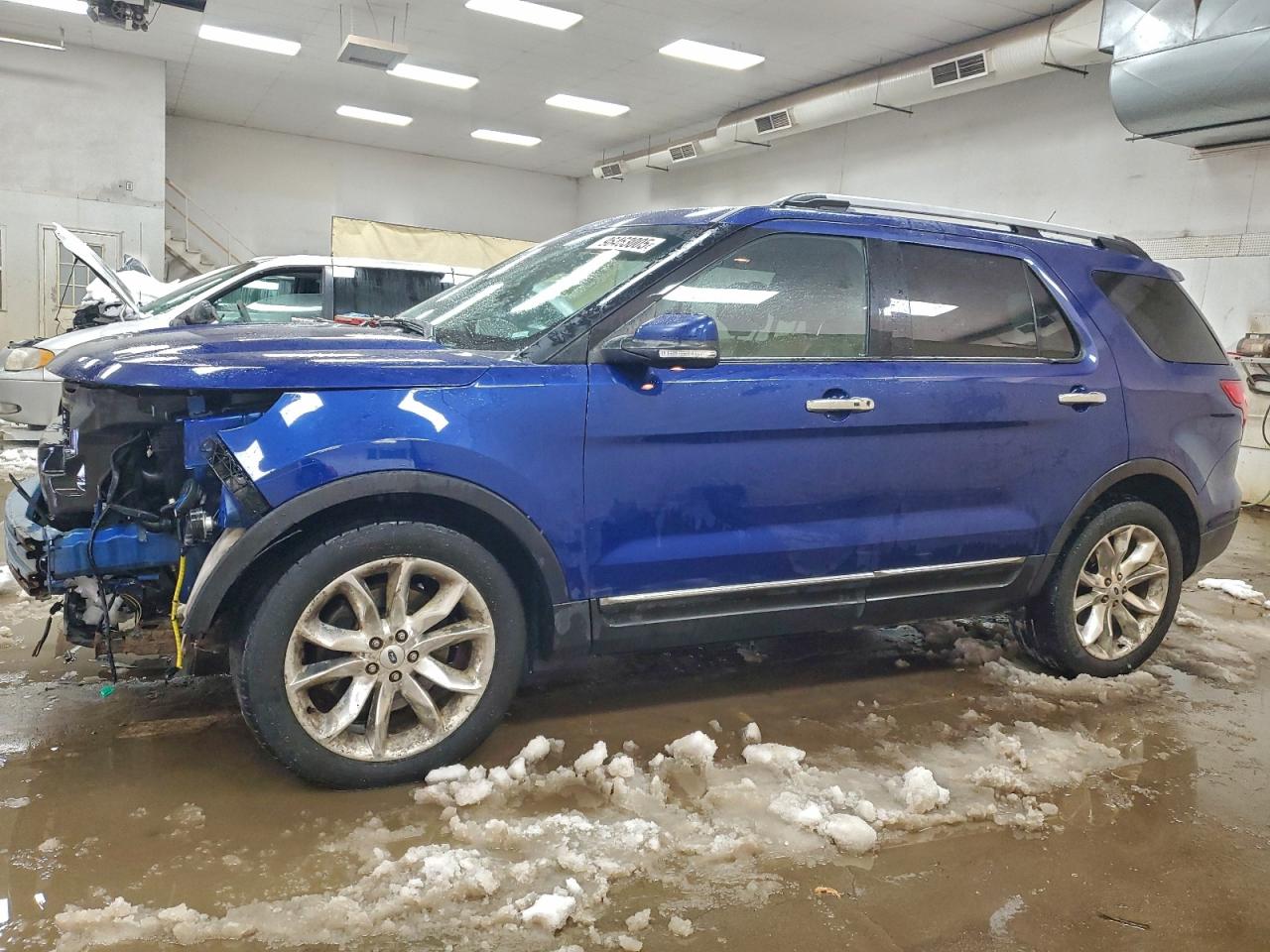 Ford Explorer Limited Image 1
