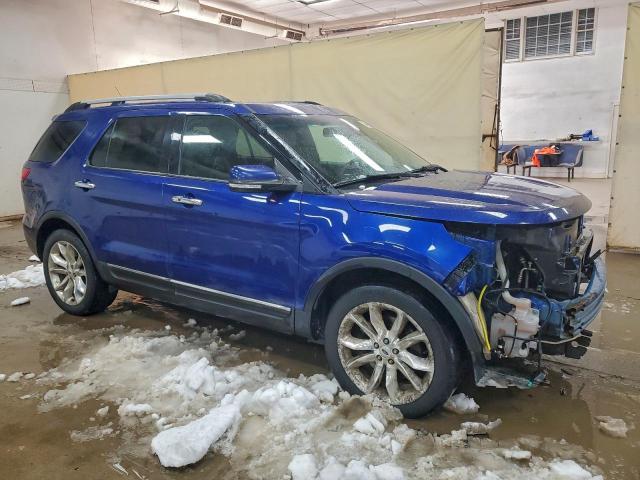 Ford Explorer Limited Image 4