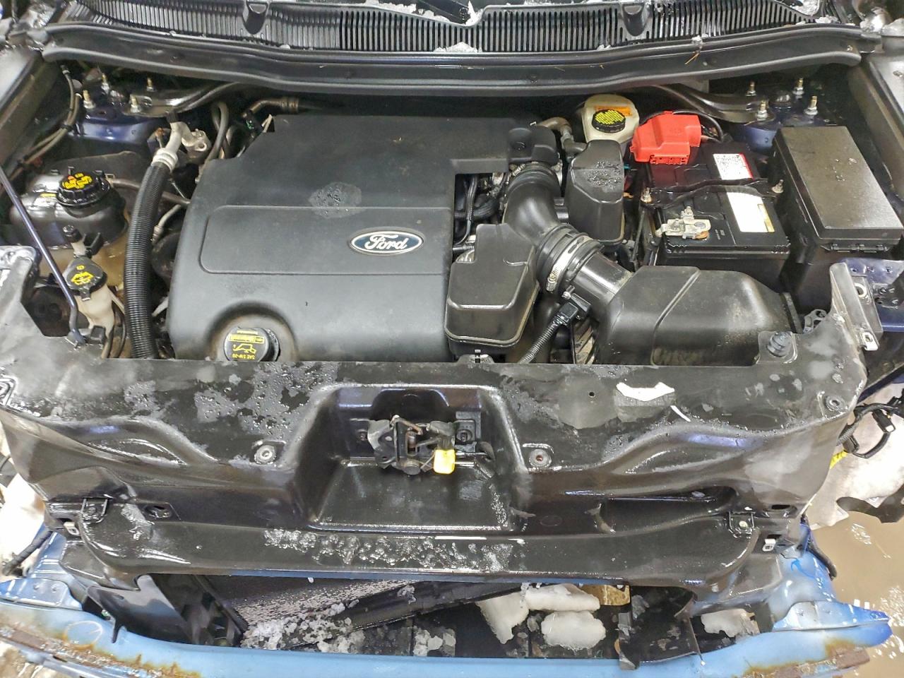 Ford Explorer Limited Image 13