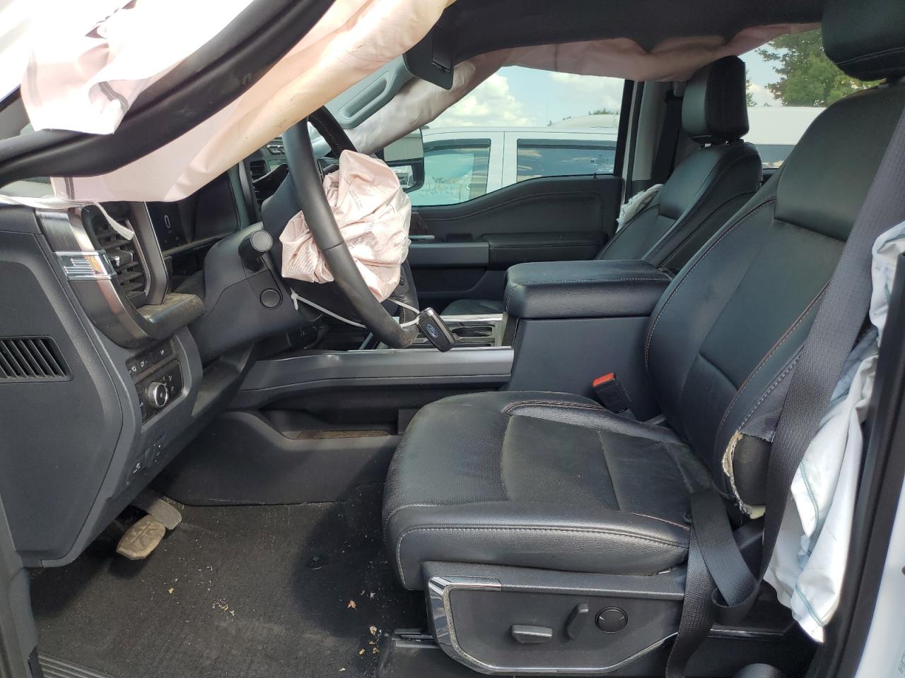 Ford F-350 Super Duty Image 3